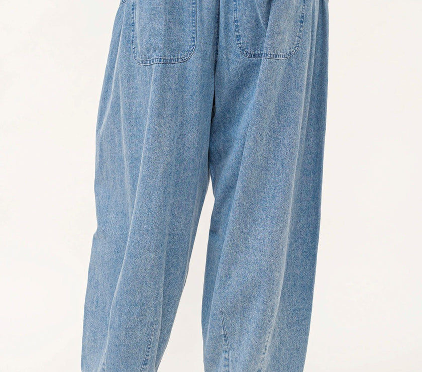 And The Why Elastic Back Pleated Baggy Jeans