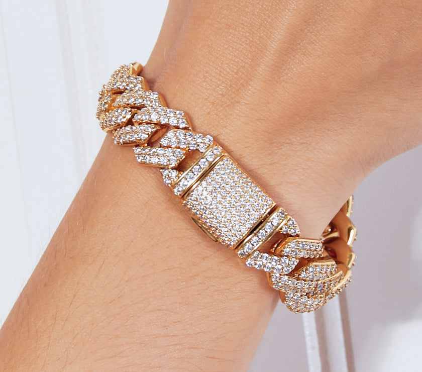 Alloy Inlaid Zircon Bracelet